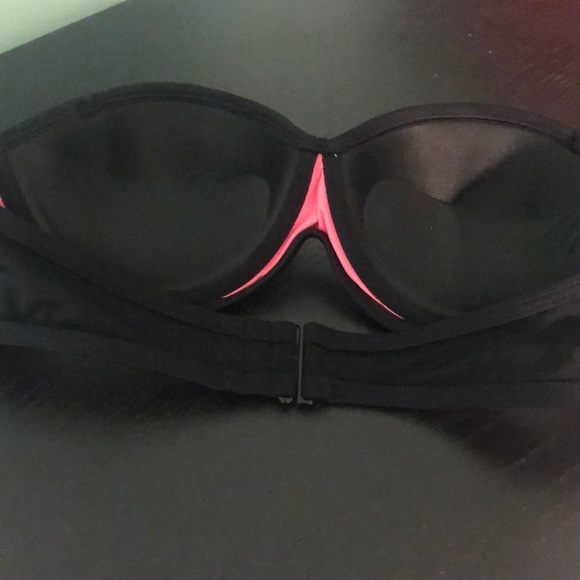 VS Pink swim top! - Picture 2 of 3